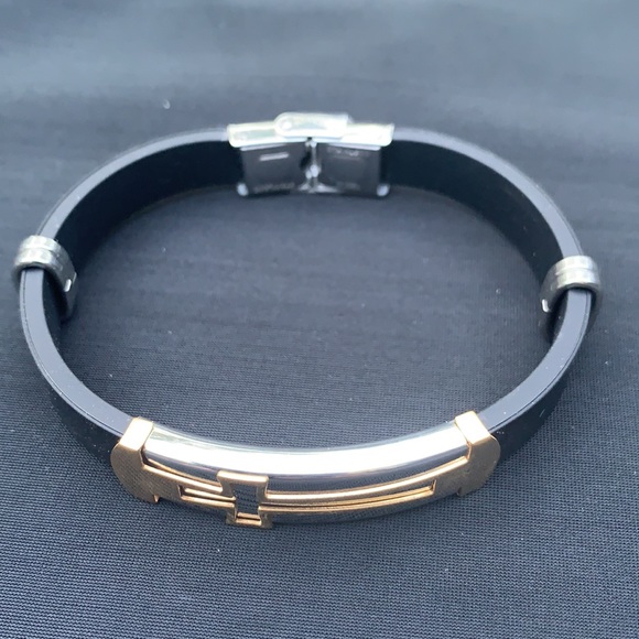 New Stainless Steel Rubber Two Tone Bracelet - Picture 5 of 5